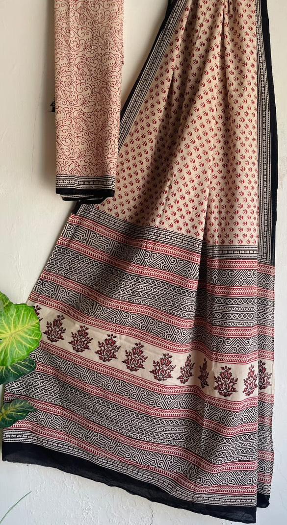 Hand Block Printed Cotton Mul Saree - Detail View