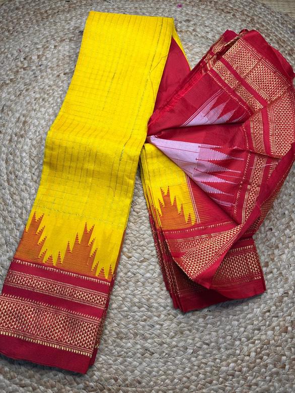 Ilkal Jeri Checks Saree - Full View
